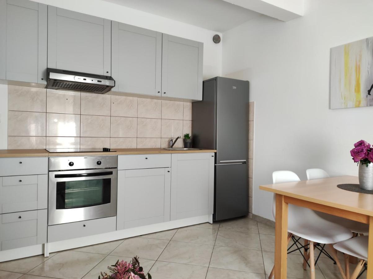 Cozy Apartment In Split In Nice Quiet Neighborhood المظهر الخارجي الصورة