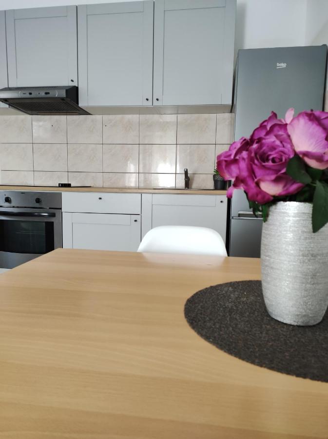 Cozy Apartment In Split In Nice Quiet Neighborhood المظهر الخارجي الصورة